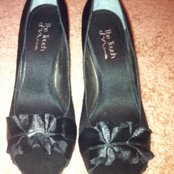 Black dressy shoes