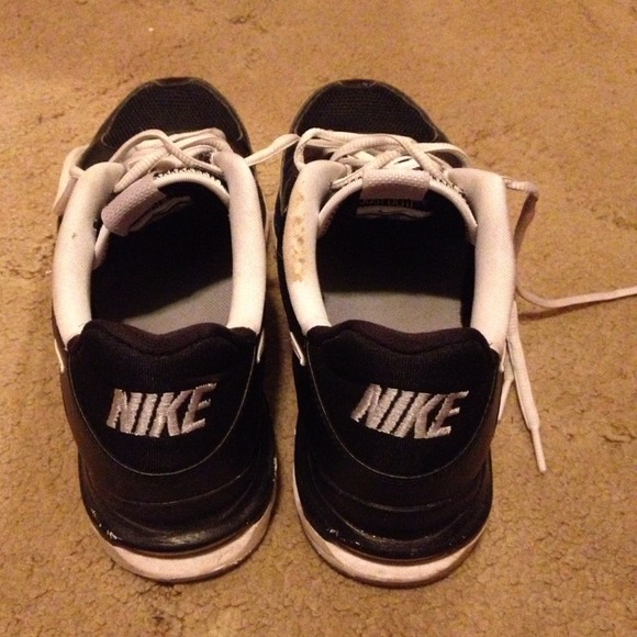 🚫SOLD🚫Nike Air Strong - Picture 3 of 4