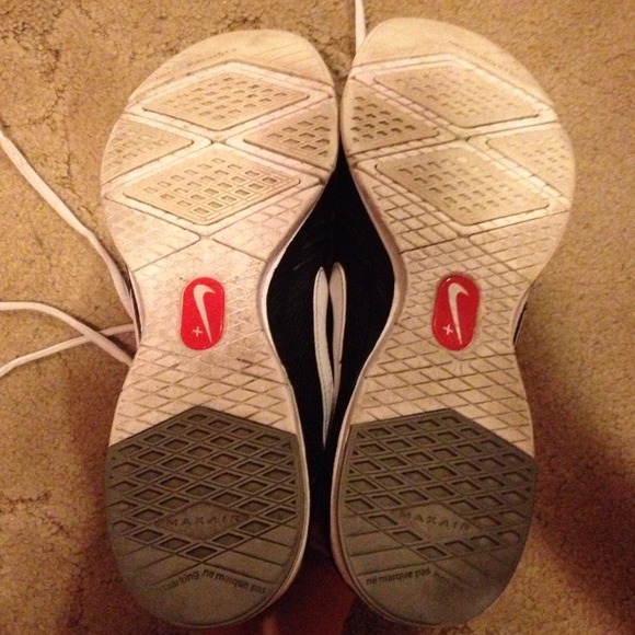 🚫SOLD🚫Nike Air Strong - Picture 4 of 4