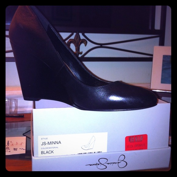 👠New Genuine Leather Jessica Simpson Black Wedges
