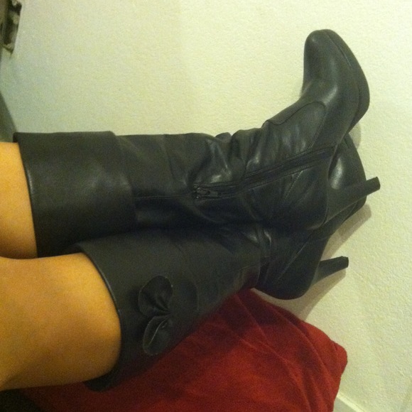 American Eagle Outfitters Boots - Black boots