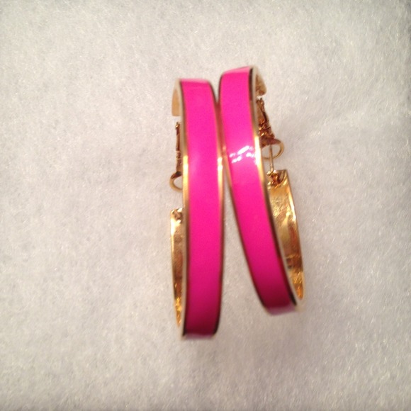 🎉🎉sold!! Bundled!🎉🎊🎉Kate Spade earrings