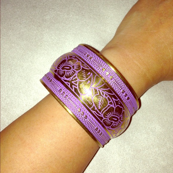 Bangles "SOLD" bundle for @lucylaw