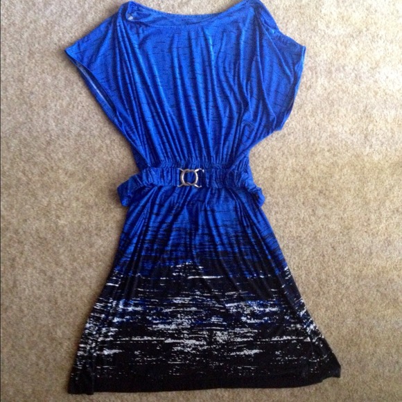 📦❗SOLD IN A BUNDLE❗ F21 Gradient Dress