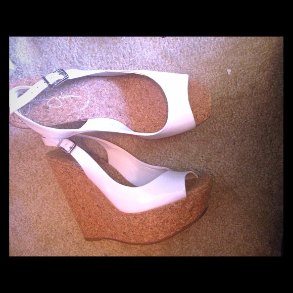 Jessica Simpson wedges size 7