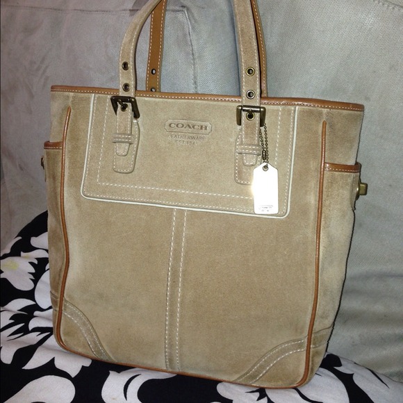 💥SOLD💥💥Authentic Coach Leather Tote bag