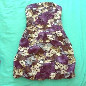 Cute summer strapless dress