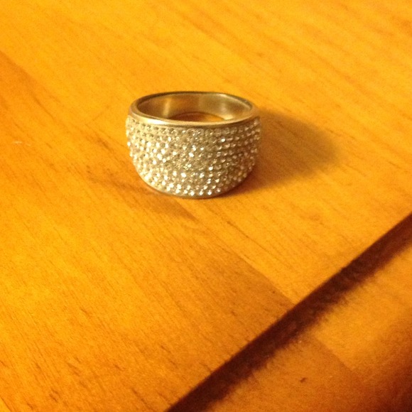 Jewelry - Sterling Silver Pave Authentic Swarovski Ring