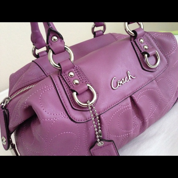 Coach Shoulder Bag - Picture 2 of 4