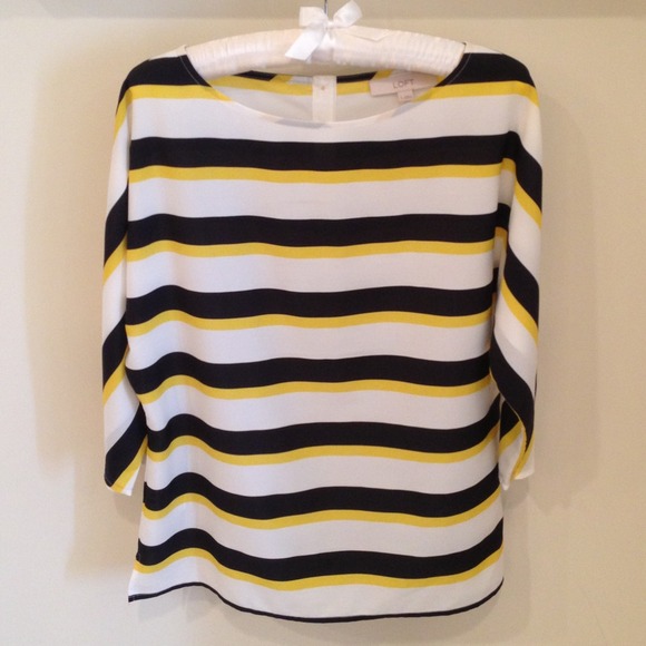 ⭐️SOLD IN BUNDLE⭐️Ann Taylor Loft - blouse