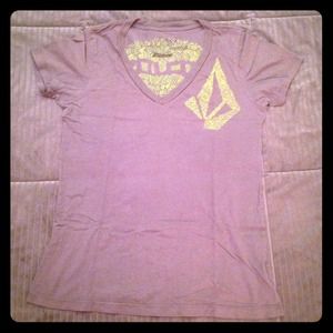 Volcom v-neck t-shirt