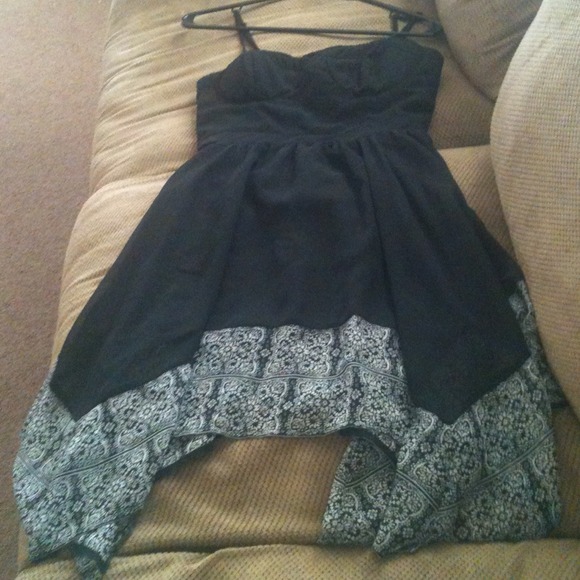 I am selling a black summer dress