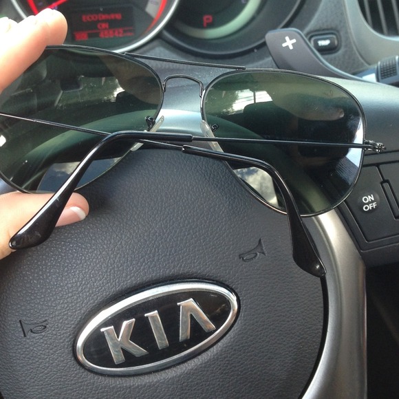 Rayban aviators - Picture 3 of 4