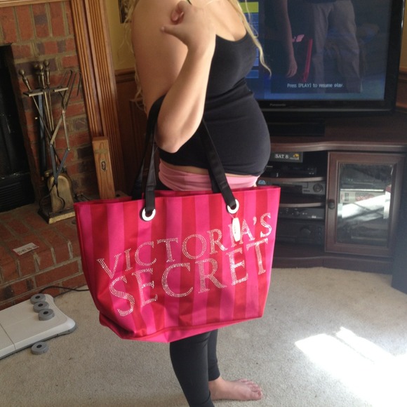Victoria's Secret tote - Picture 1 of 1