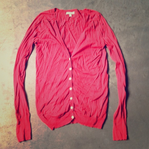 ✳️sold✳️ Pink fitted cardigan