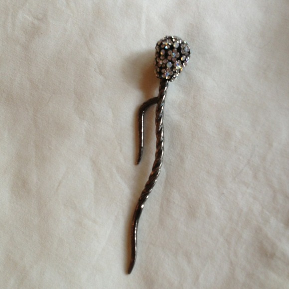 Beautiful crystal and opalescent bead hair piece