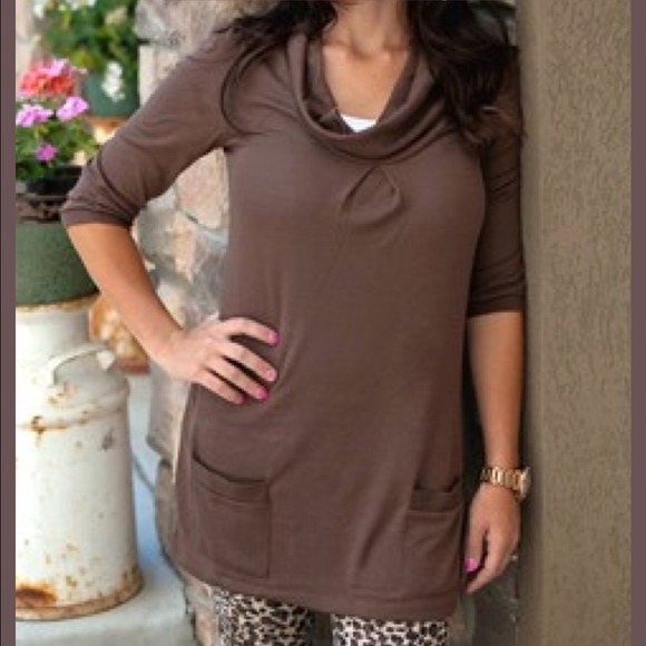 ❌❌SOLD❌❌Brown Shawl Collar Sweater Tunic Top