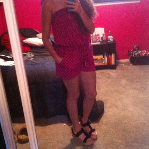 Bright pattern romper - Picture 2 of 3