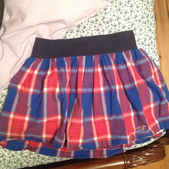 Hollister skirt