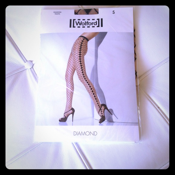 SOLD-->>>Brand new Wolford fishnet looking tights