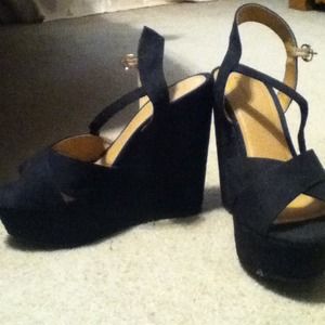 Size 11 mint condition 5 inch heels