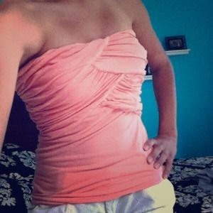 Bebe cute coral tube top!