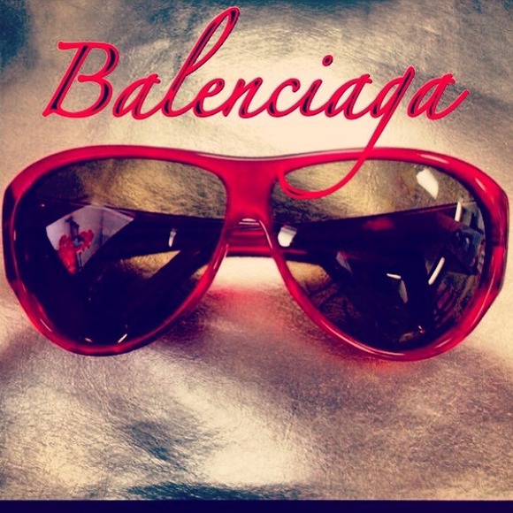 😎HOST PICK x2😎Authentic Balenciaga Sunglasses!