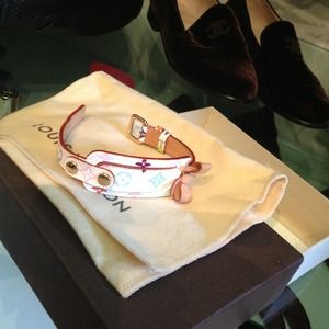 💢SOLD LOCALLY💢Louis Vuitton multicolor bracelet