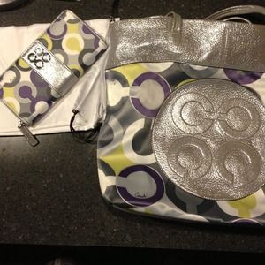 📌Brand New📌 Coach tote and matching wallet!!!!