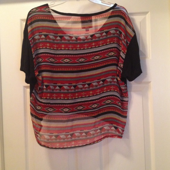 Crop top - Picture 2 of 2