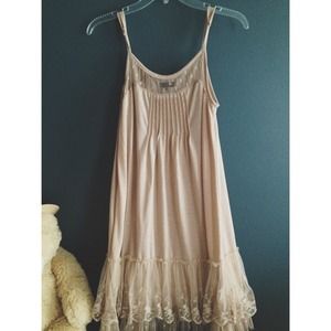 REDUCED‼️Pink lacey dress / slip