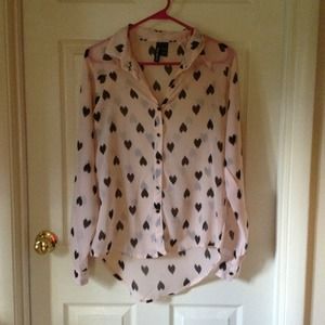 Nude with black hearts hi-low top, size Small