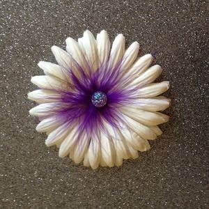 Flower hair clip