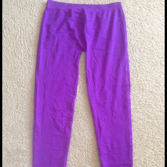 Price reduced! NWOT leggings