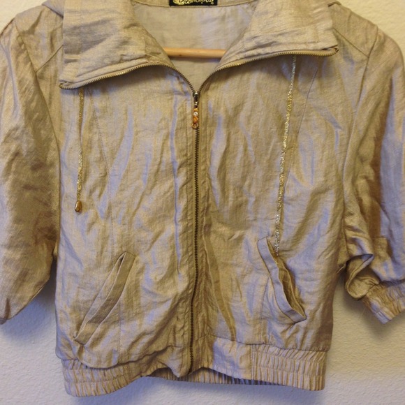 Gifted🎀Cute track jacket🎀 free with any bundle! - Picture 3 of 4