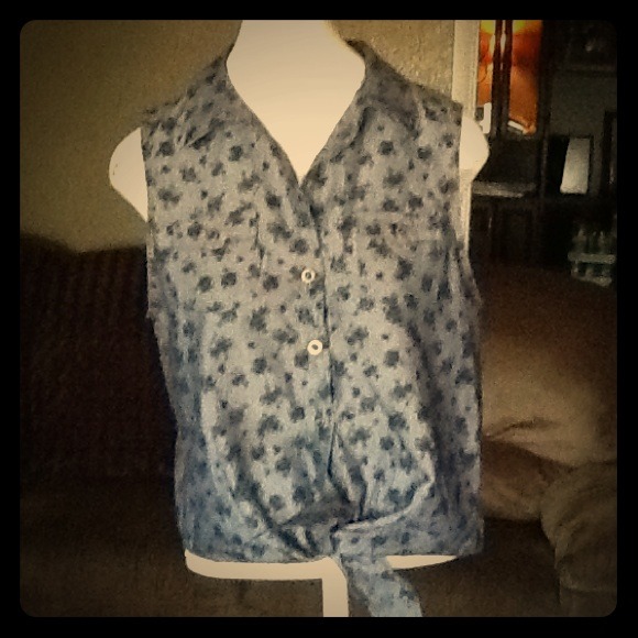 Weekend sale!! Flowered top