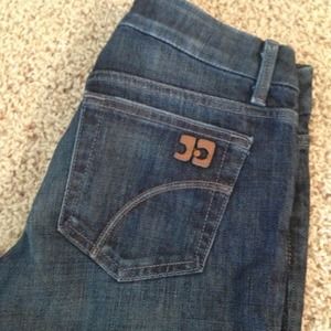 Never been worn Joe's jeans