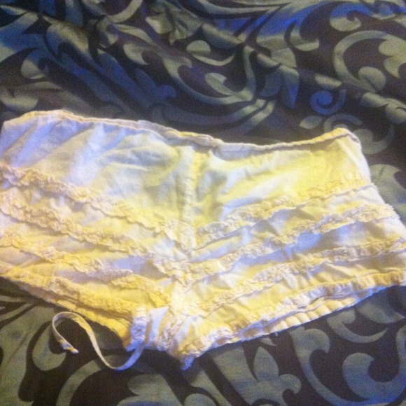 SOLD juicy💕 couture sleep shorts:) - Picture 3 of 3