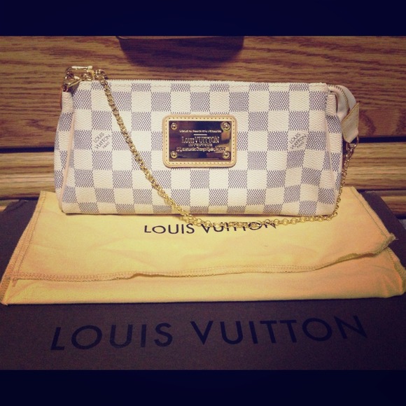 💢SOLD💢 LV Eva clutch in Azur