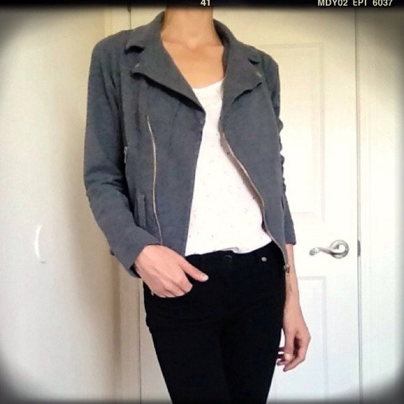 🚫SOLD🚫 🎉HOST PICK🎉 Grey Moto Jacket