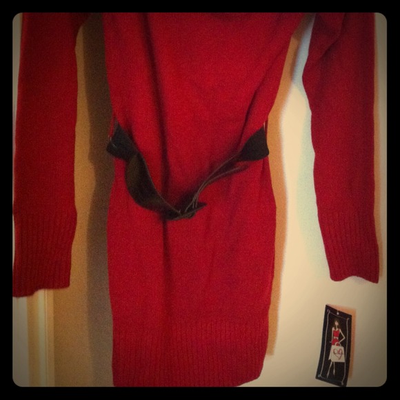 Dillard's sweater dress in dark red