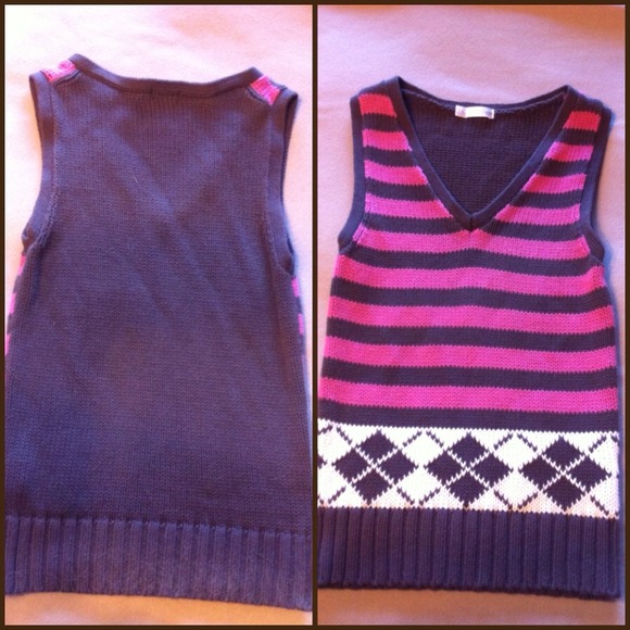 Knit sweater vest