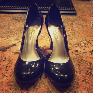 Black, White and Light Yellow Jessica Simpson Pump