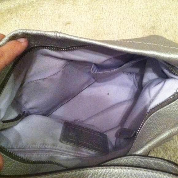 SOLD❤️❤️❤️💯 Authentic COACH purse - Picture 3 of 4