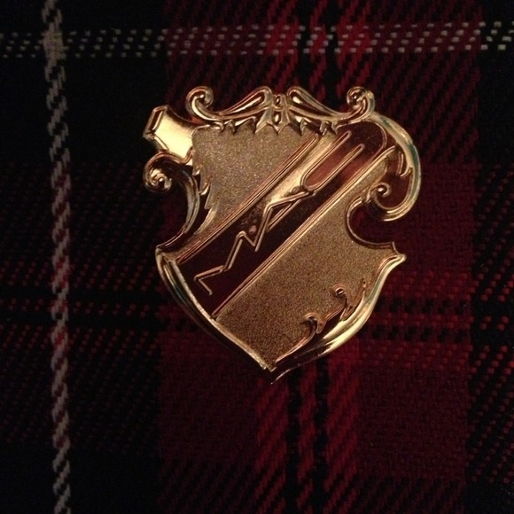 Little mini make up pouch from Mac. - Picture 2 of 2