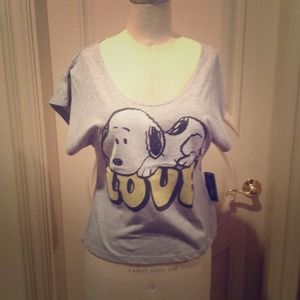 Love snoopy half top