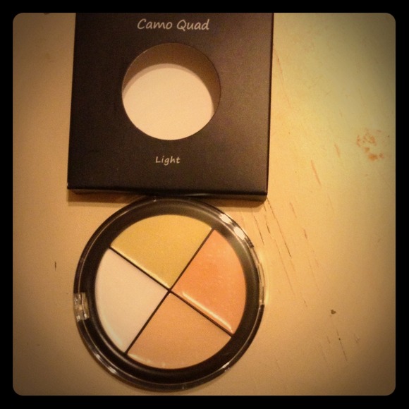 Concealer quad