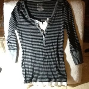 Cute long sleeve top for fall
