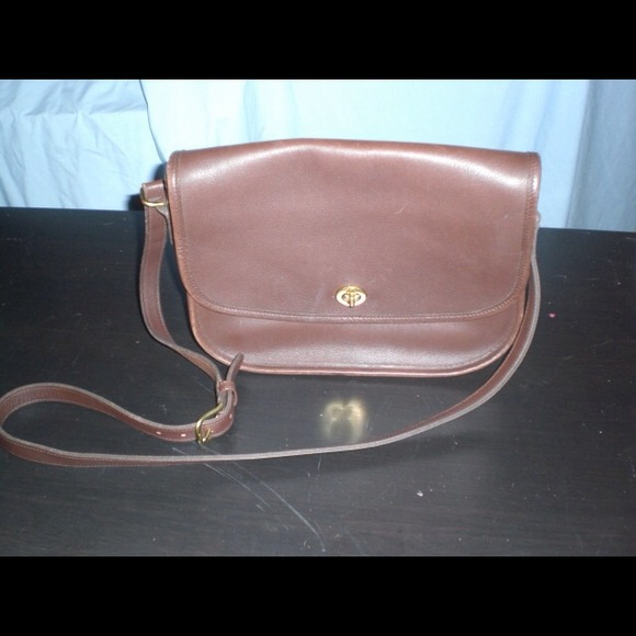 Coach City Bag, Brown. - Picture 1 of 1