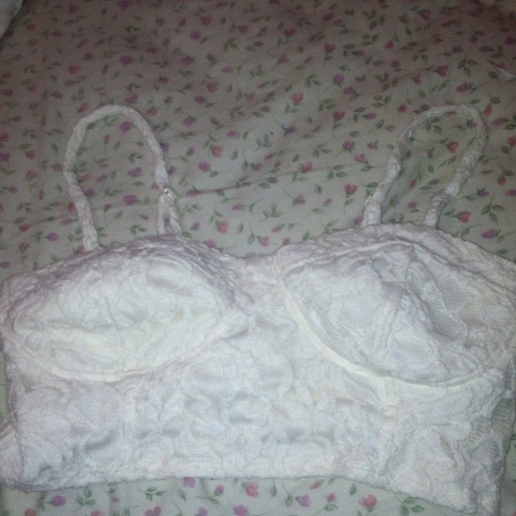 LARGE SIZE BUSTER ONLY